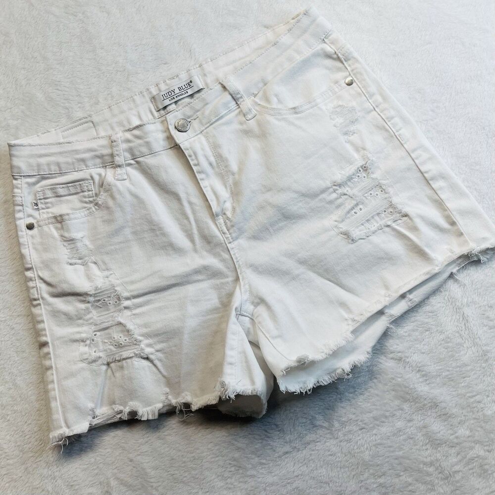 Judy Blue White Distressed Eyelet Lace Denim Shorts Style JB150041 White Sz L